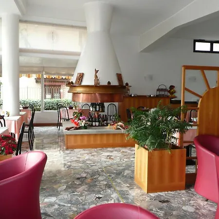 Splendid Hotel 3*
